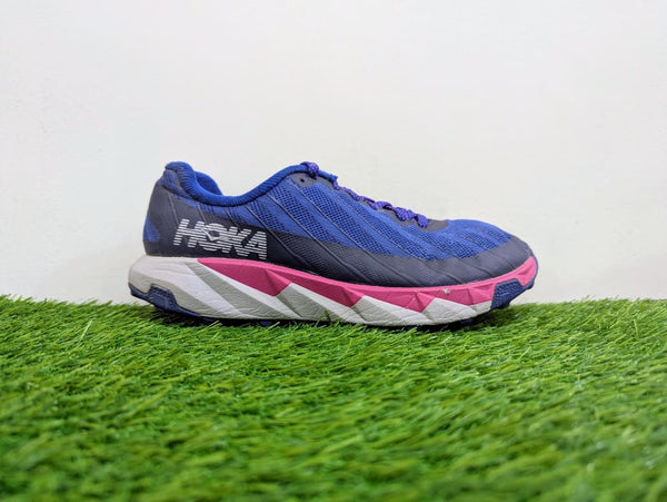Hoka One One